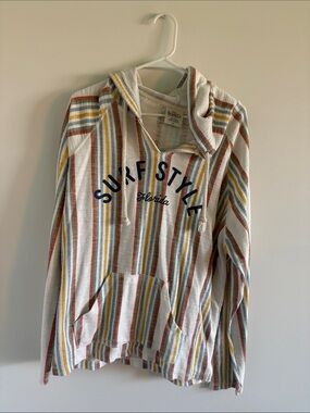 Striped Surf-Style Hooded Pullover - Multicolor